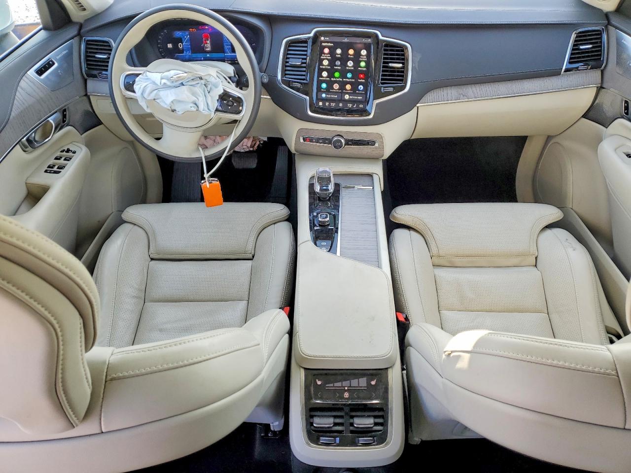 2025 VOLVO XC90 Ultra Bright