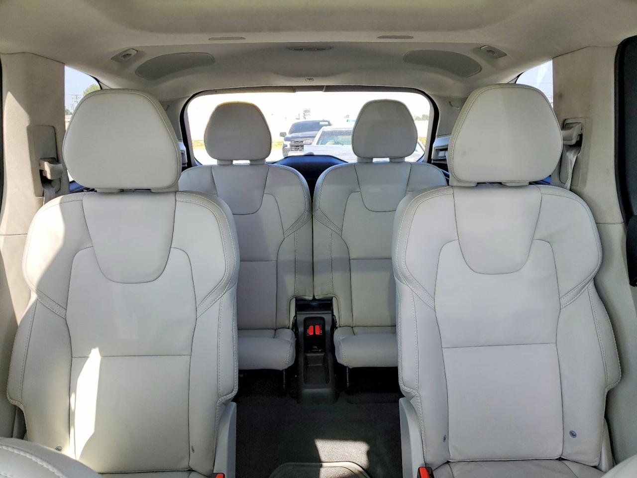 2025 VOLVO XC90 Ultra Bright