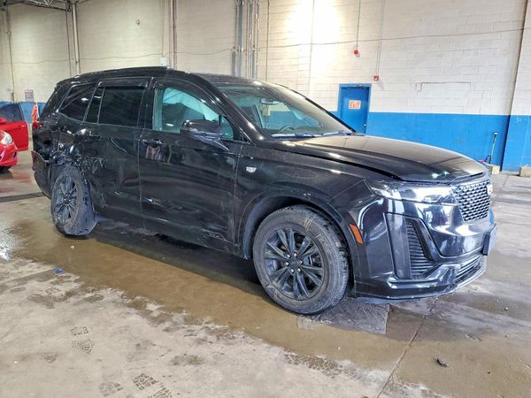 2023 CADILLAC XT6 Luxury