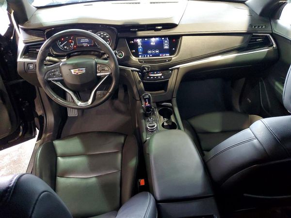2023 CADILLAC XT6 Luxury