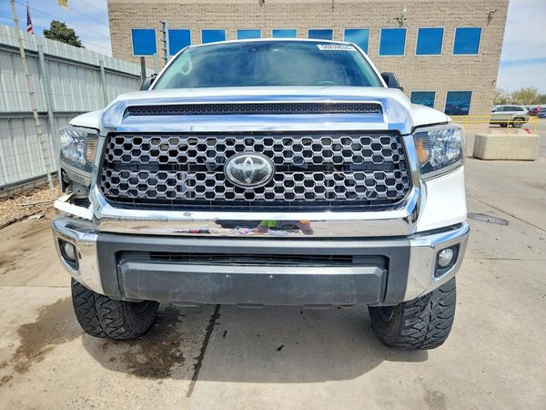 2020 TOYOTA TUNDRA SR5 Grade