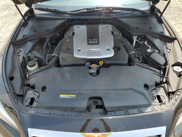 2015 INFINITI Q50