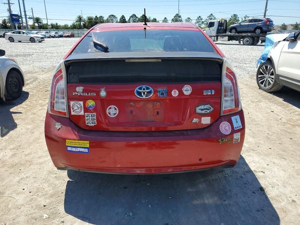2014 TOYOTA PRIUS