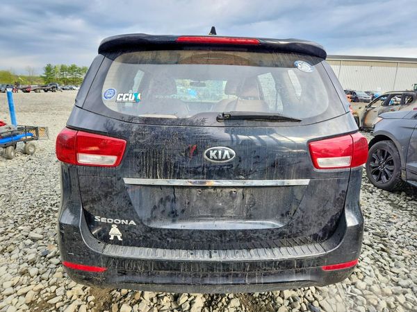 2017 KIA SEDONA