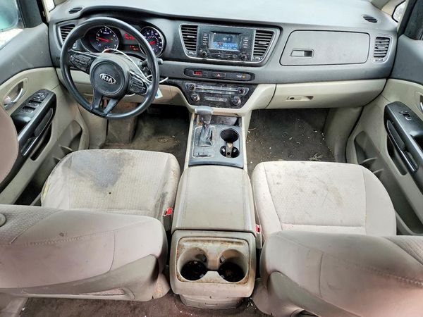 2017 KIA SEDONA