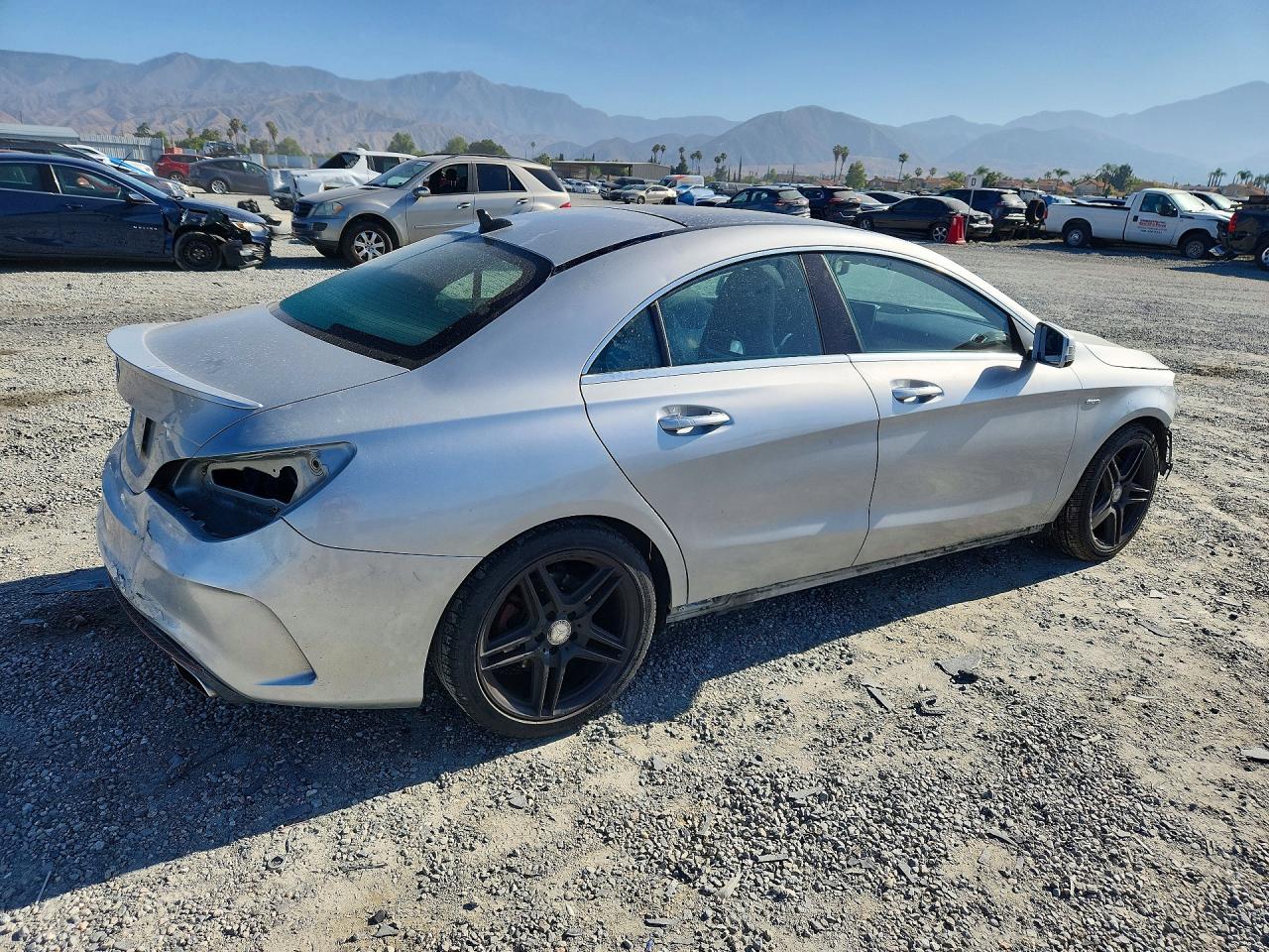2015 MERCEDES-BENZ CLA CLA250