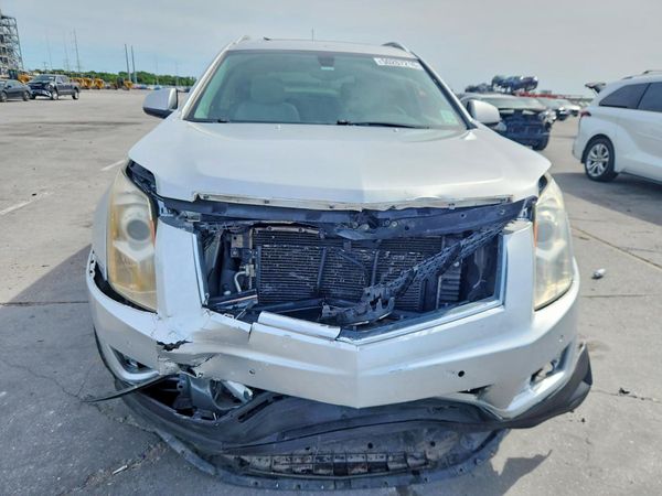 2015 CADILLAC SRX Luxury