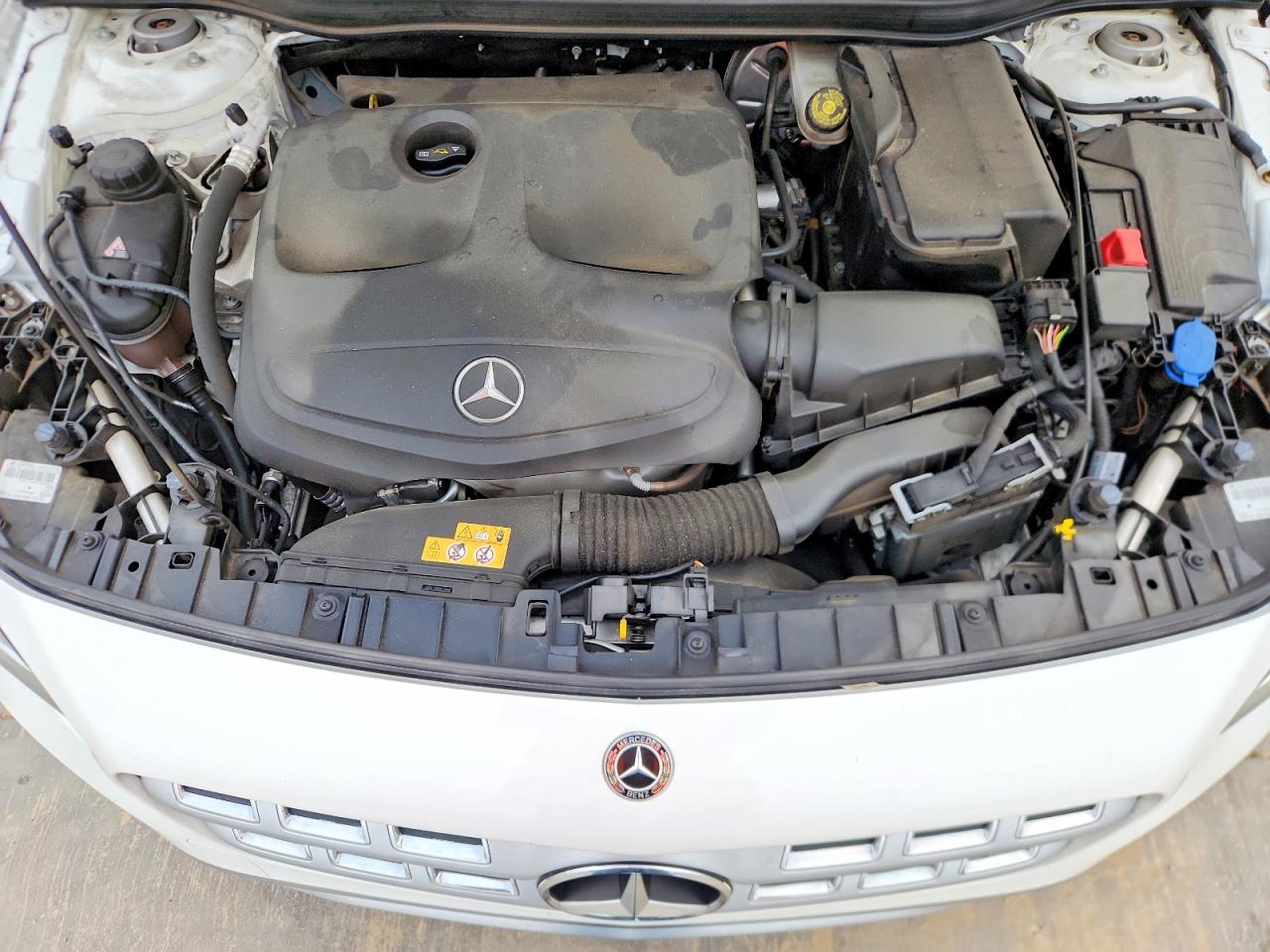 2020 MERCEDES-BENZ GLA