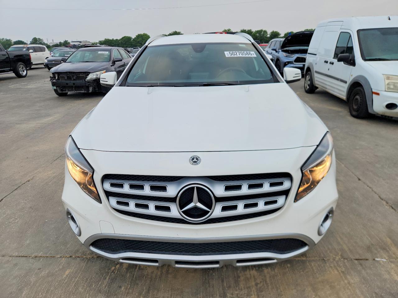 2020 MERCEDES-BENZ GLA