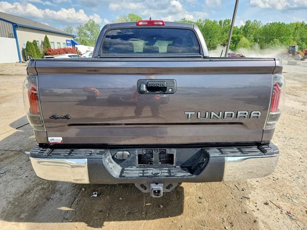 2020 TOYOTA TUNDRA SR5 Grade