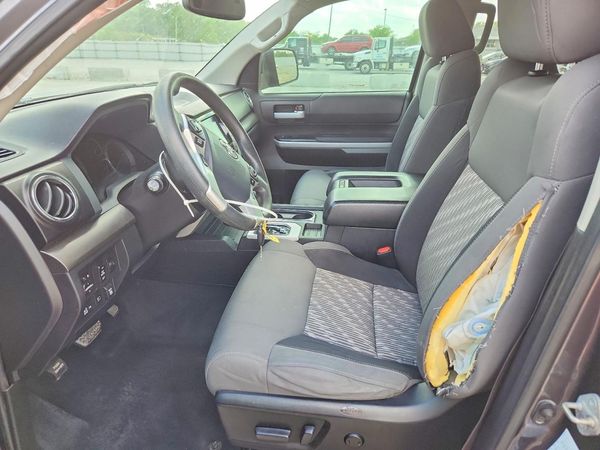 2020 TOYOTA TUNDRA SR5 Grade