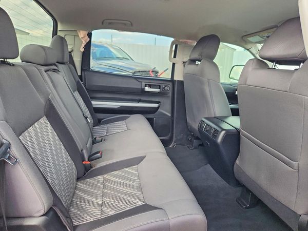 2020 TOYOTA TUNDRA SR5 Grade
