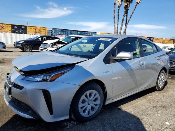 2022 TOYOTA PRIUS