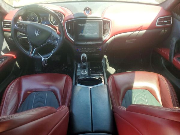 2017 MASERATI GHIBLI Luxury