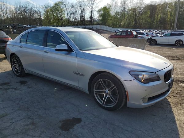 2012 BMW 750 750Lxi/Alpina B7 xDrive — Passenger 3/4