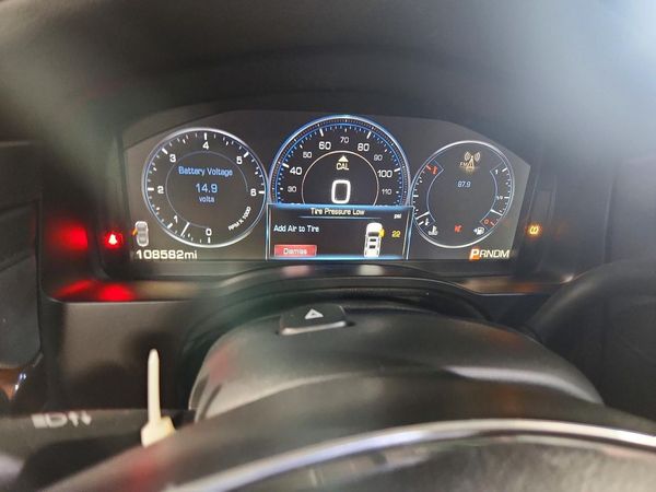2015 CADILLAC ESCALADE Premium