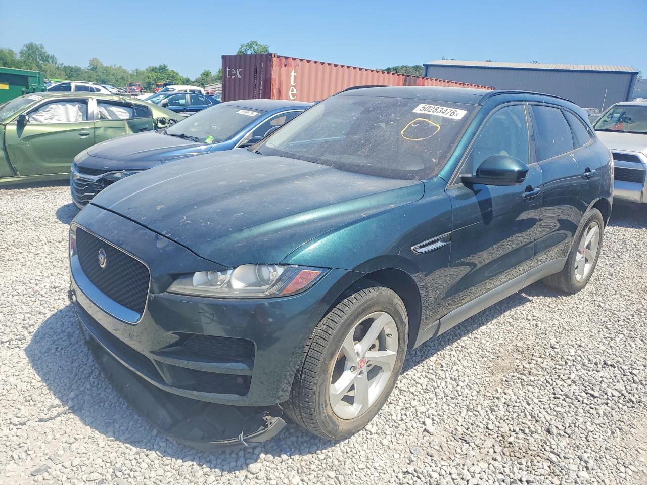 2017 JAGUAR F-PACE Premium — Front 3/4