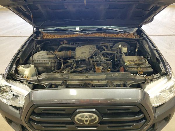 2018 TOYOTA TACOMA SR/SR5