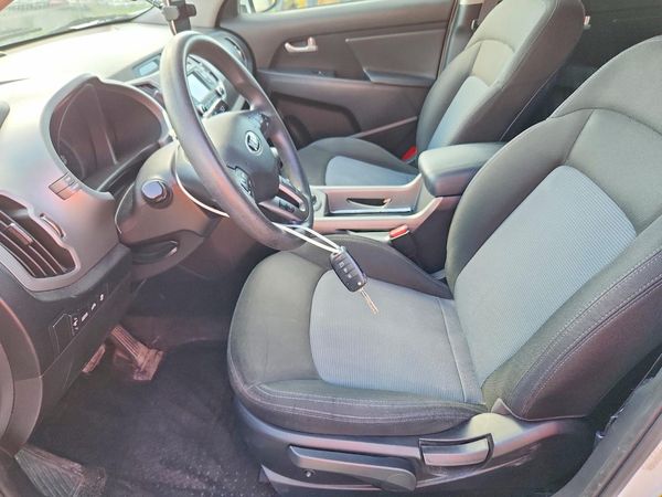 2015 KIA SPORTAGE GL - Middle-low