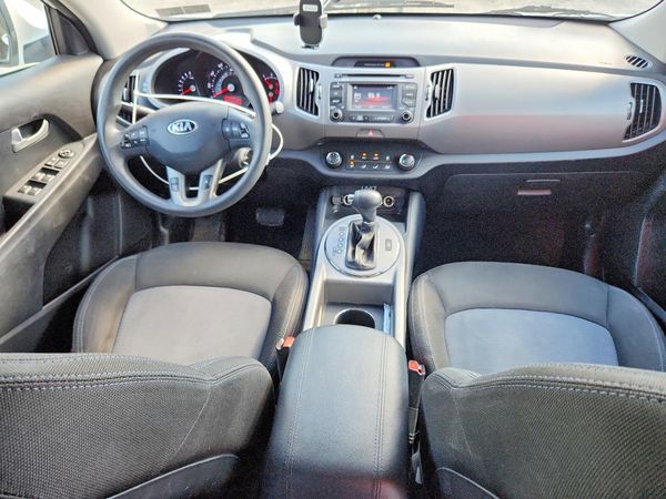 2015 KIA SPORTAGE GL - Middle-low