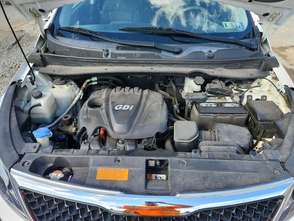 2015 KIA SPORTAGE GL - Middle-low