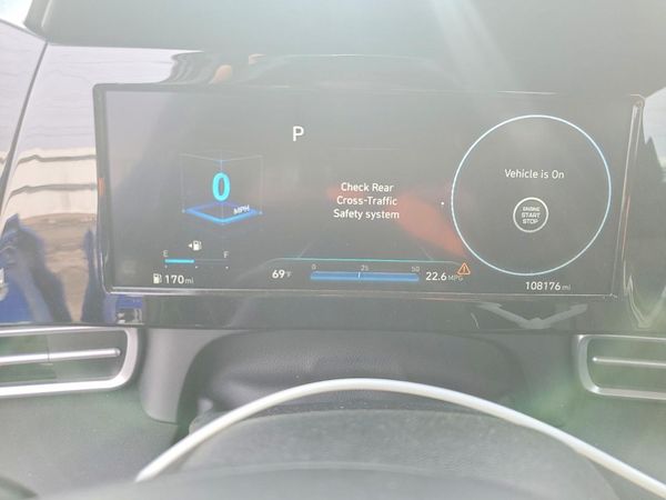 2021 HYUNDAI ELANTRA SEL w/ Convenience Pkg