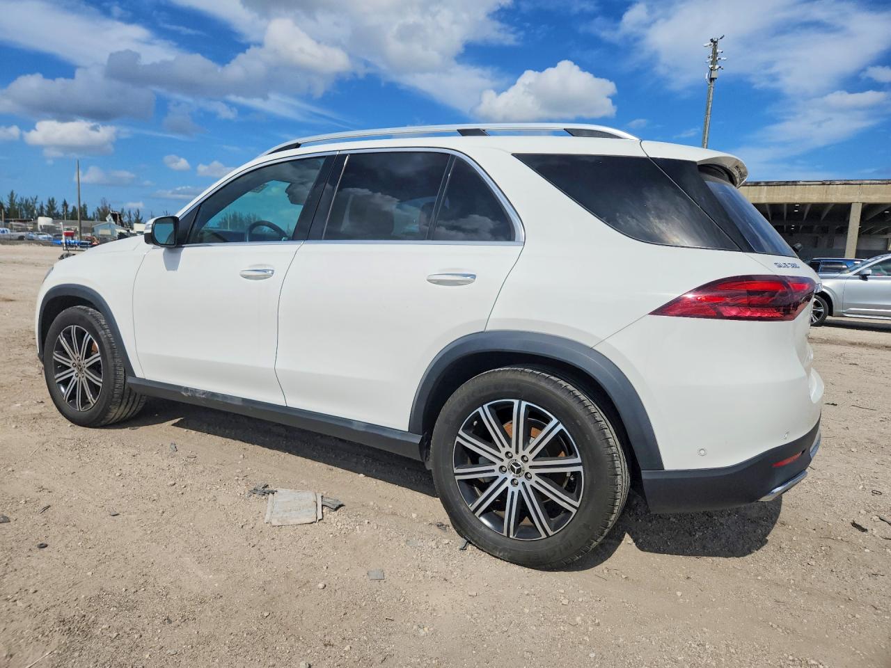 2024 MERCEDES-BENZ GLE