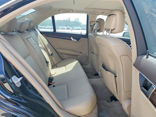 2013 MERCEDES-BENZ C C250