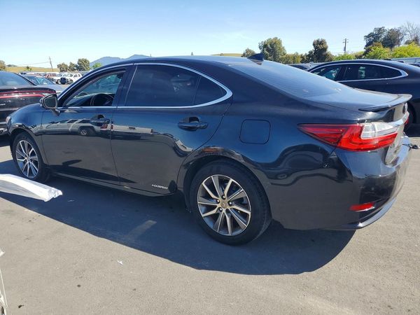2018 LEXUS ES