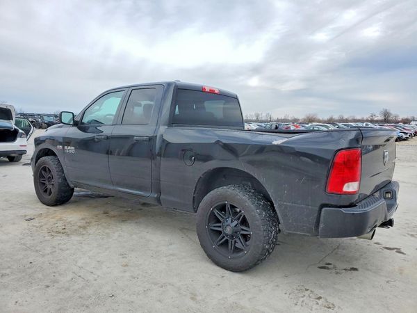 2015 RAM 1500 ST QUAD CAB 4X4