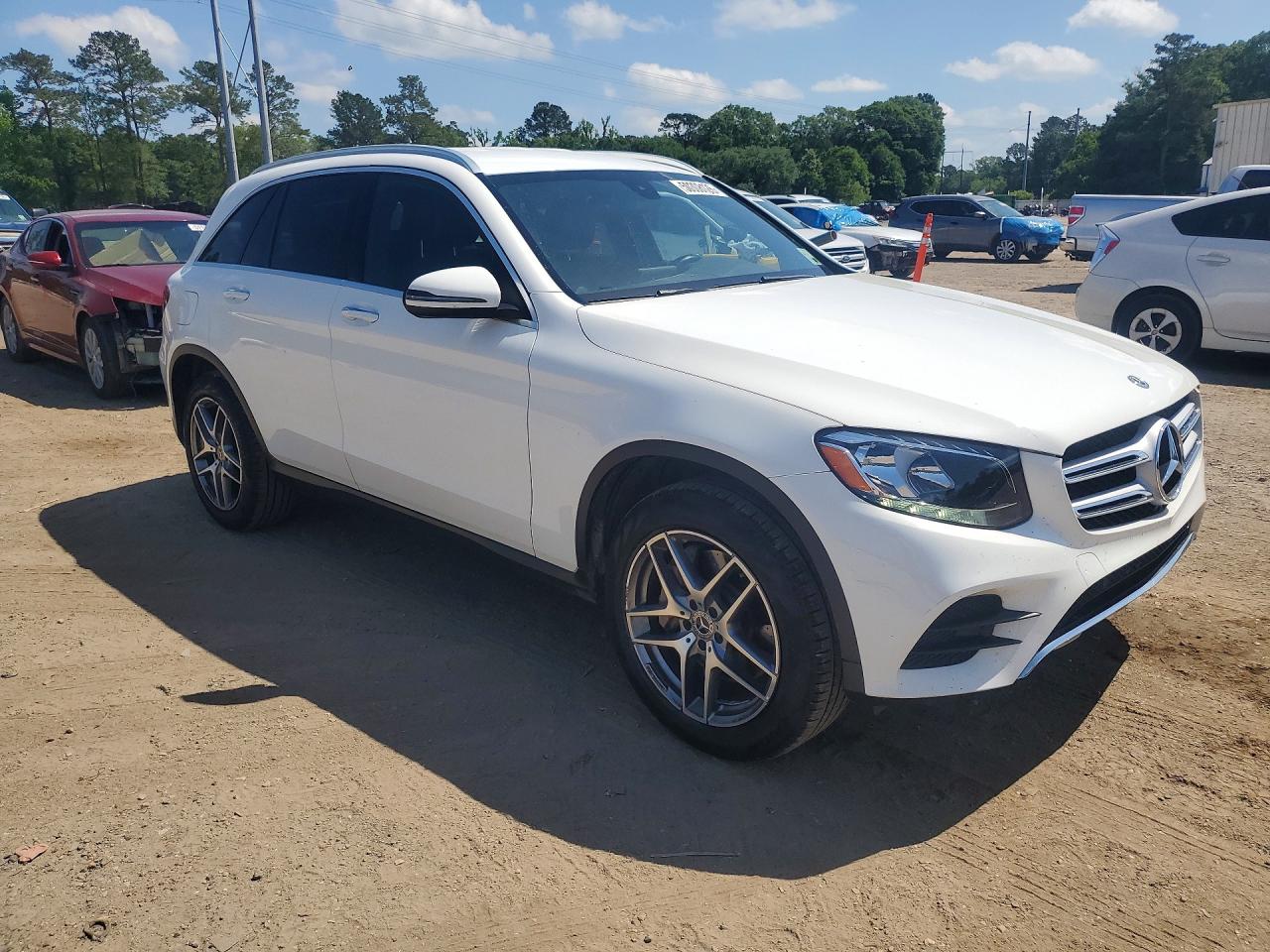 2019 MERCEDES-BENZ GLC GLC300