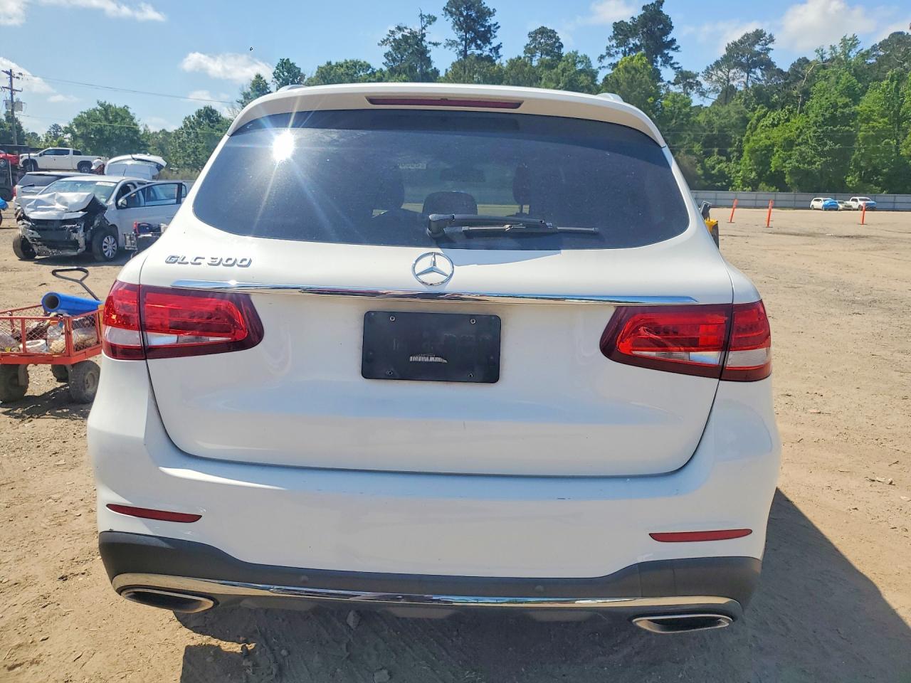 2019 MERCEDES-BENZ GLC GLC300
