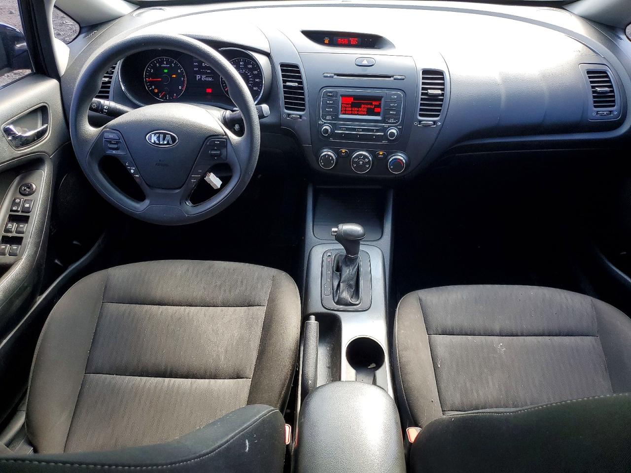 2016 KIA FORTE GL (Middle-Low Grade)