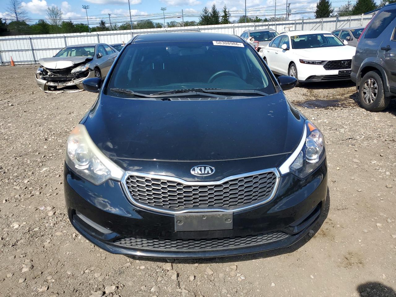 2016 KIA FORTE GL (Middle-Low Grade)