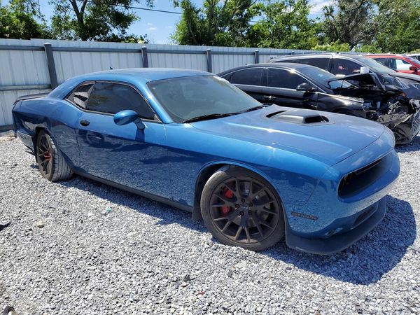 2021 DODGE CHALLENGER R/T — Passenger 3/4