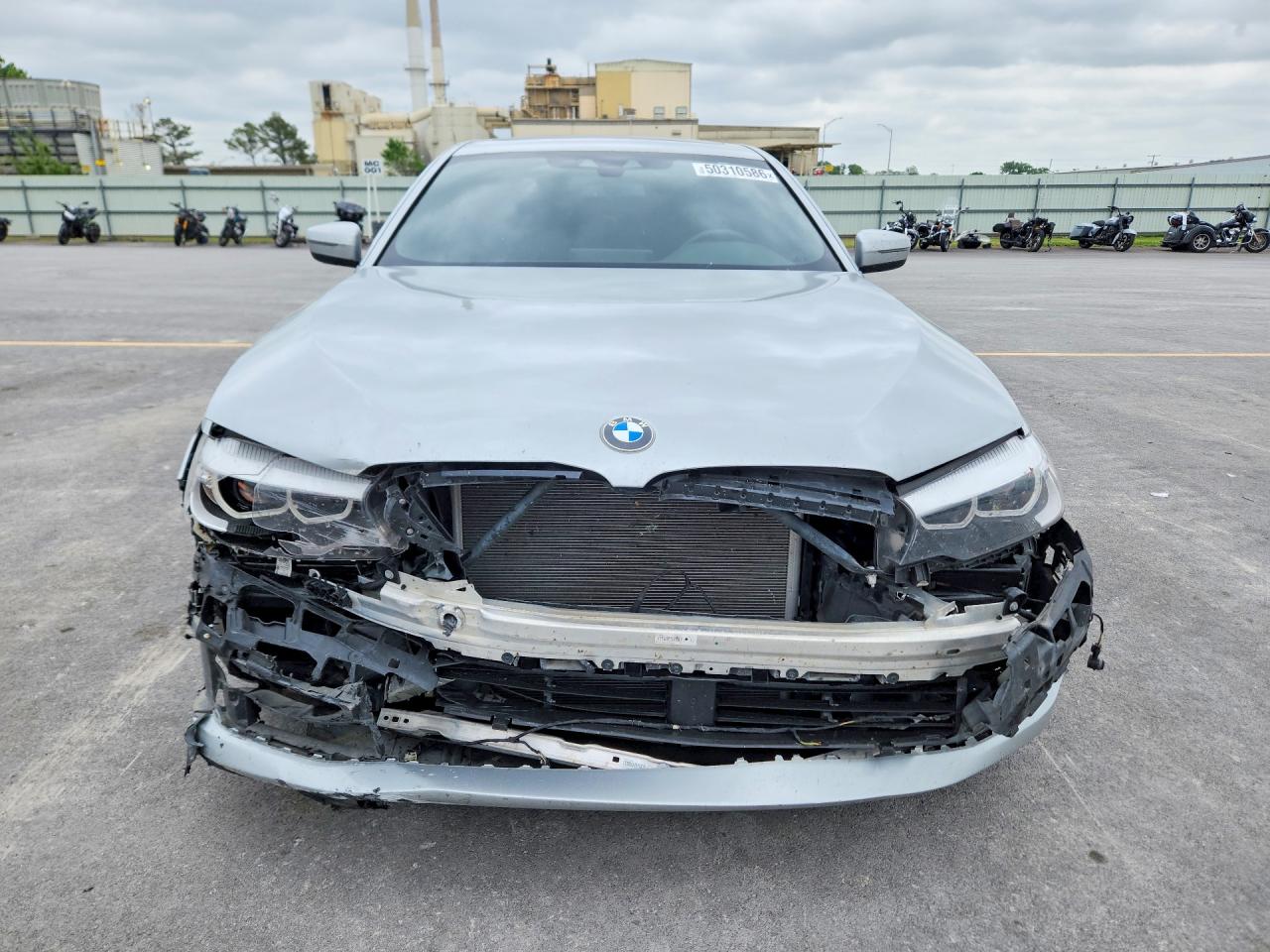 2019 BMW 530