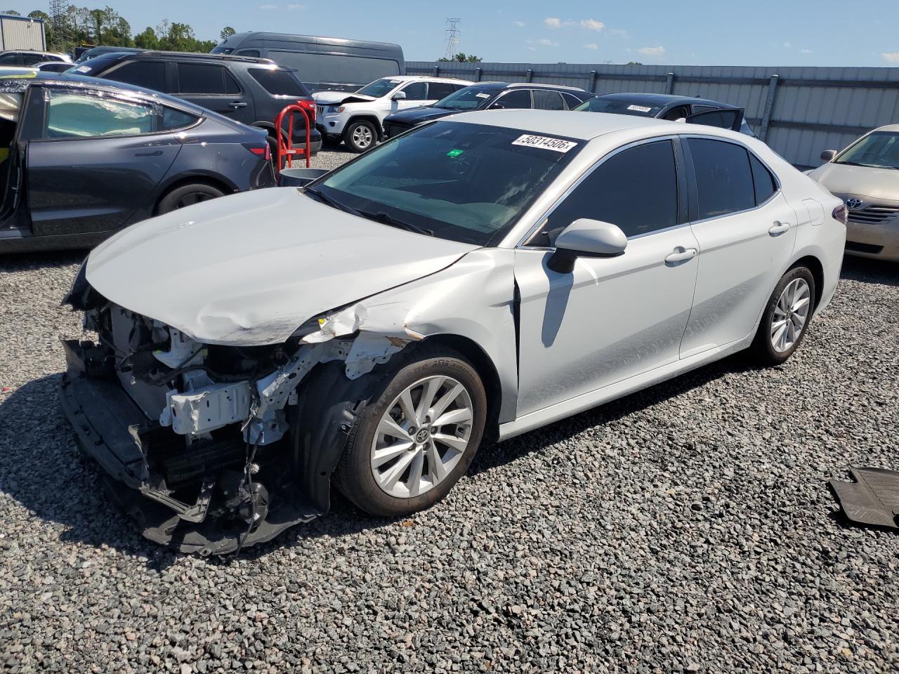 2022 TOYOTA CAMRY LE
