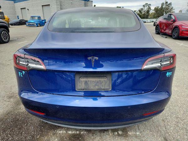 2019 TESLA MODEL 3