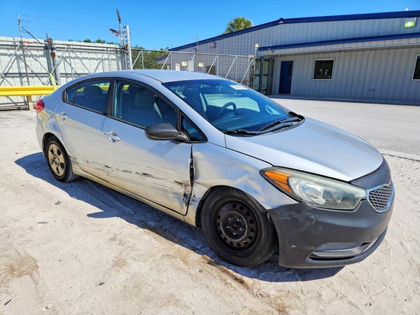 2015 KIA FORTE GL(Middle-low grade)