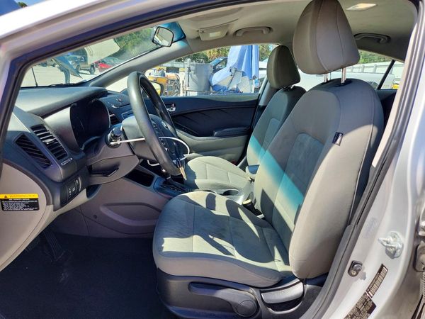 2015 KIA FORTE GL(Middle-low grade)