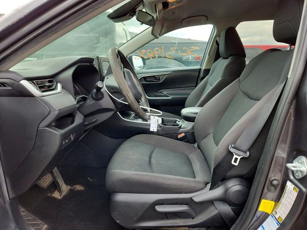 2021 TOYOTA RAV4 LE HV