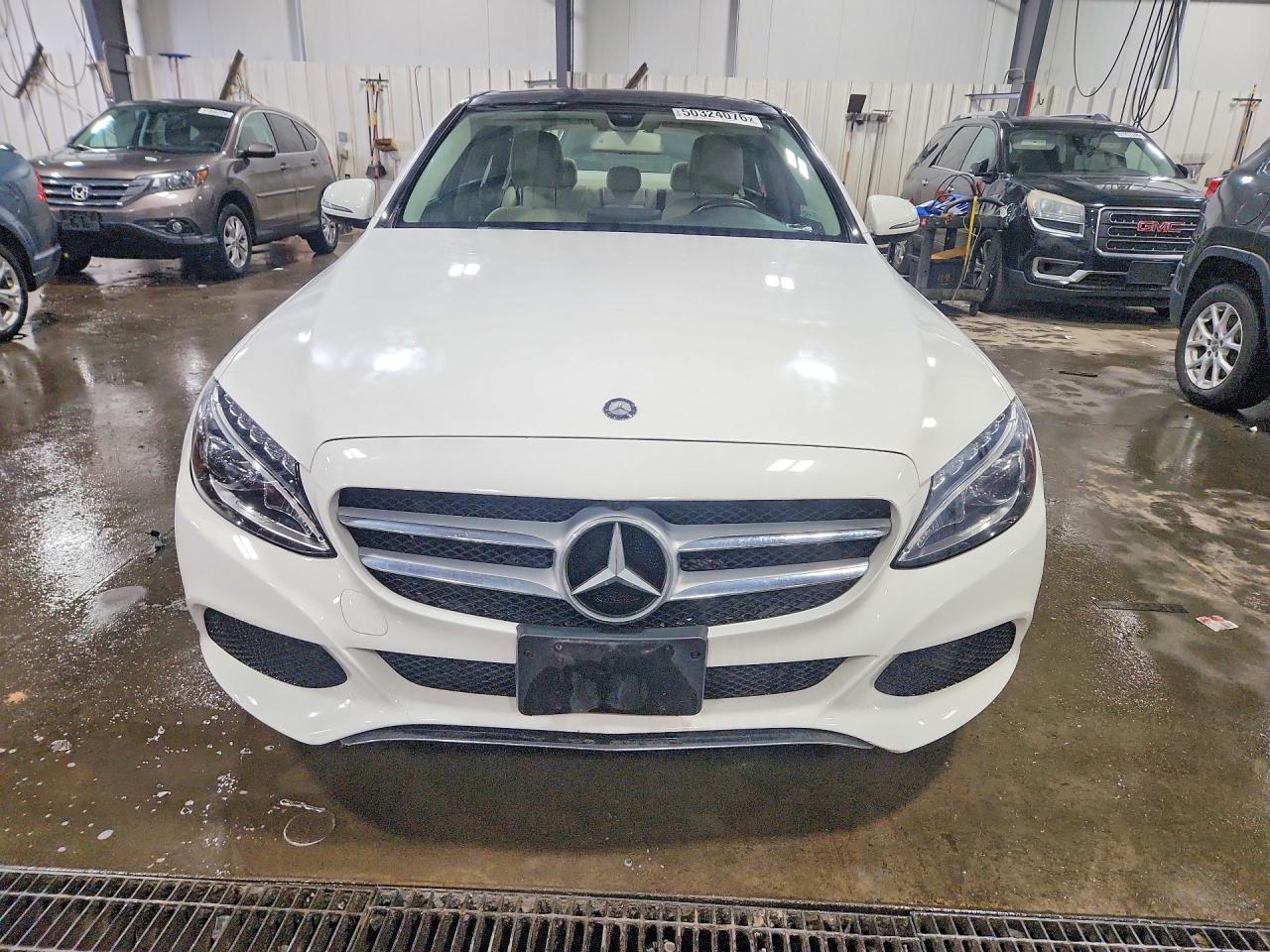 2016 MERCEDES-BENZ C C300-4M