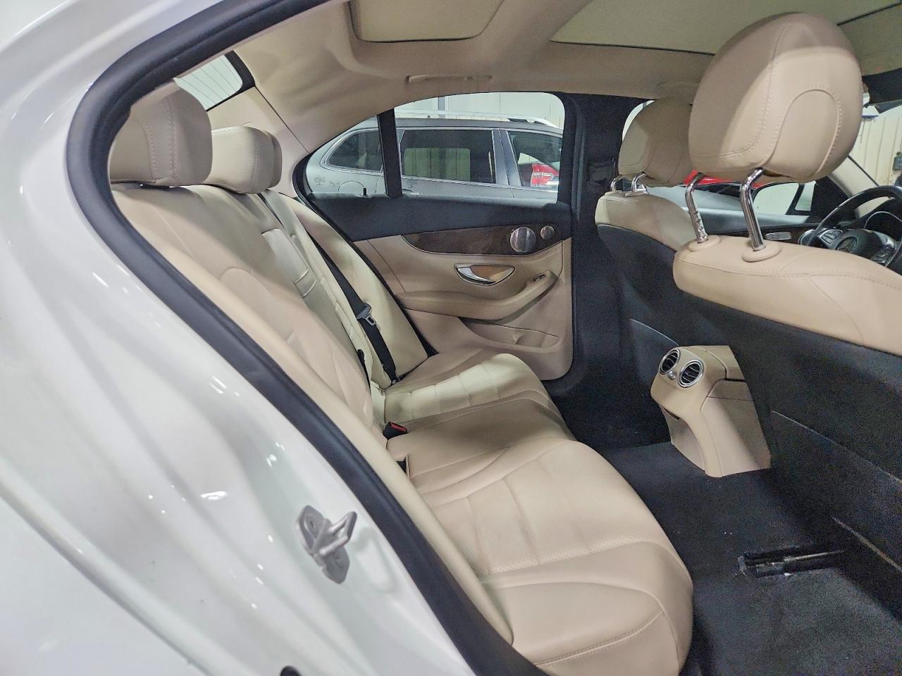 2016 MERCEDES-BENZ C C300-4M