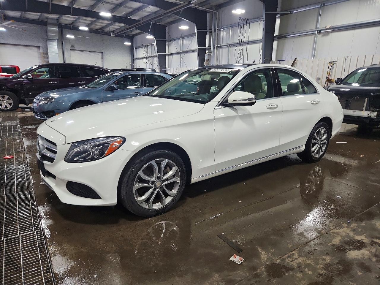 2016 MERCEDES-BENZ C C300-4M