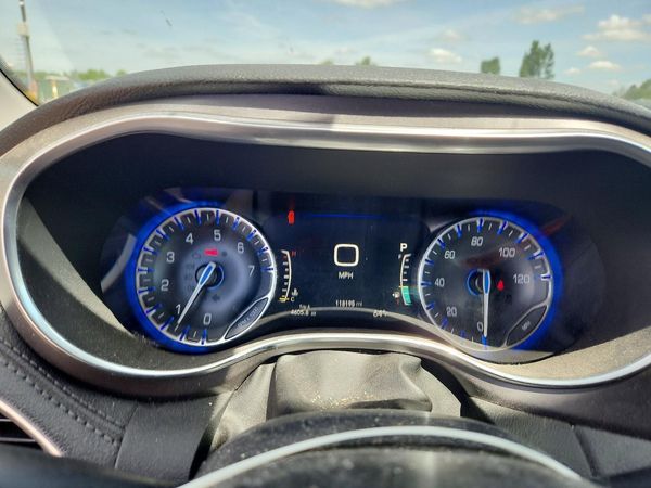 2019 CHRYSLER PACIFICA Limited