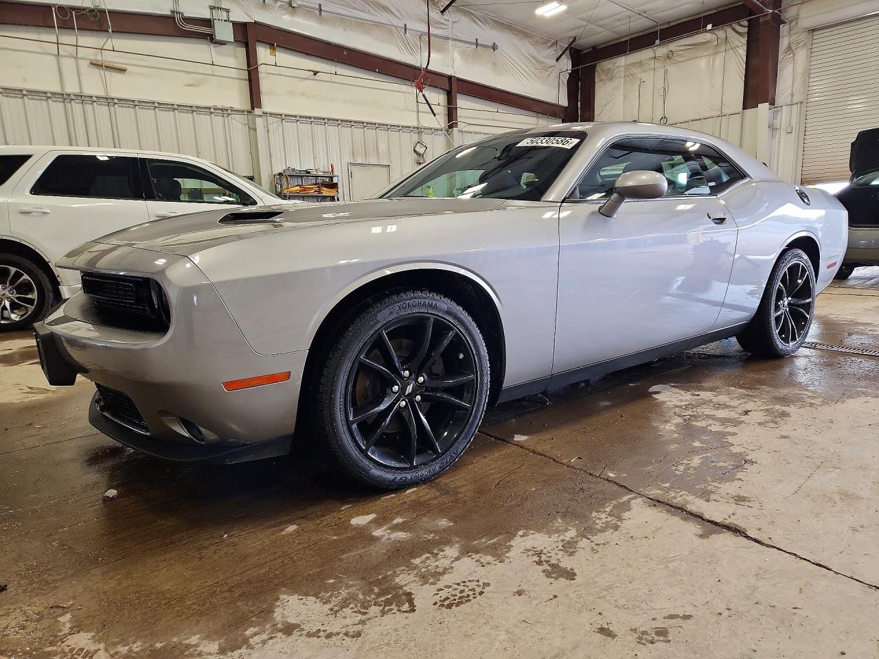2017 DODGE CHALLENGER SXT