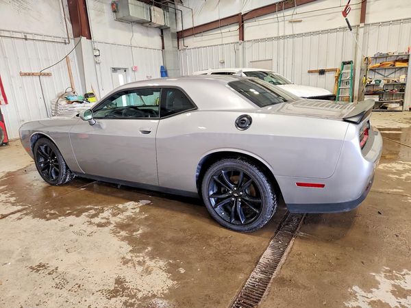2017 DODGE CHALLENGER SXT