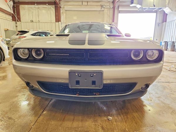 2017 DODGE CHALLENGER SXT