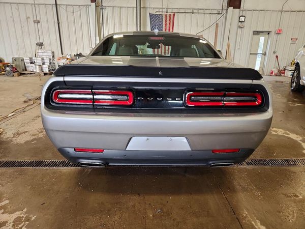 2017 DODGE CHALLENGER SXT