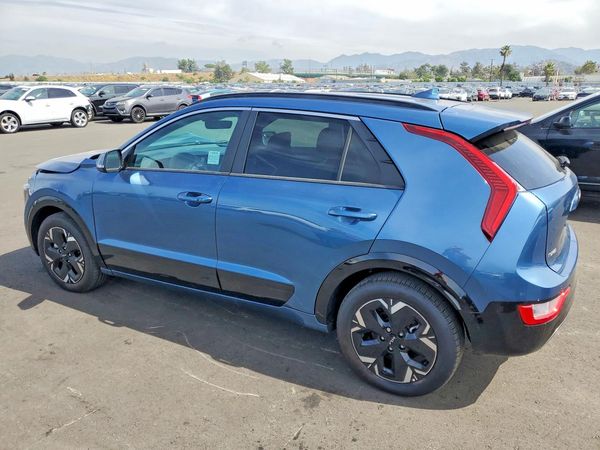 2025 KIA NIRO